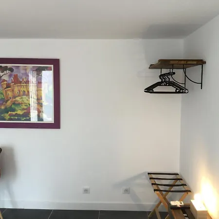 Bed & Breakfast La Maison Du Bonheur Cotignac
