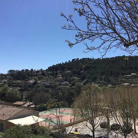 La Maison Du Bonheur Bed & Breakfast Cotignac