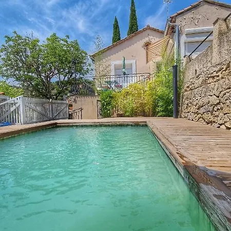 La Maison Du Bonheur Bed & Breakfast *